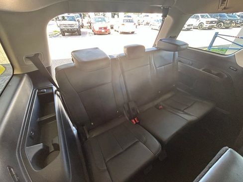Used 2024 Ford Expedition XLT RWD image 31