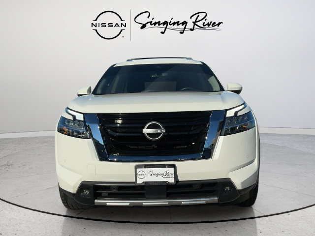 Used 2023 Nissan Pathfinder SL w/ SL Premium Package AWD/4WD image 2