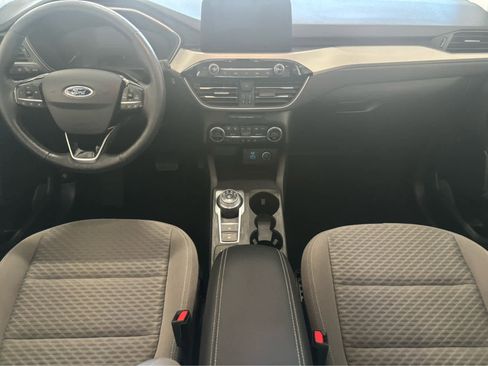 Used 2021 Ford Escape SE w/ Convenience Package AWD/4WD image 4