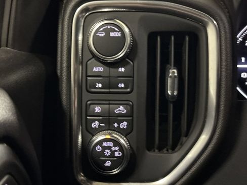 Used 2022 GMC Sierra 1500 AT4 AWD/4WD image 18