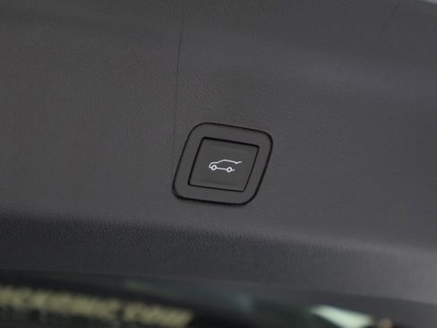New 2026 GMC Yukon XL Denali w/ Sun & Power Step Package AWD/4WD image 26