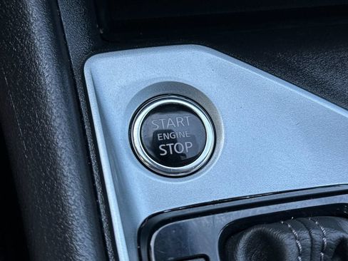 Used 2025 Nissan Altima 2.5 SV FWD image 20