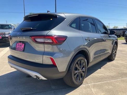 Used 2025 Ford Escape Active FWD image 7