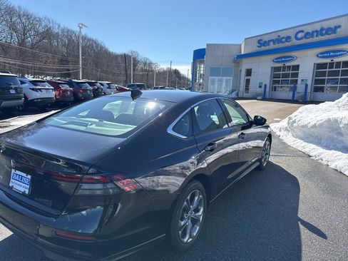 Used 2024 Honda Accord EX image 6