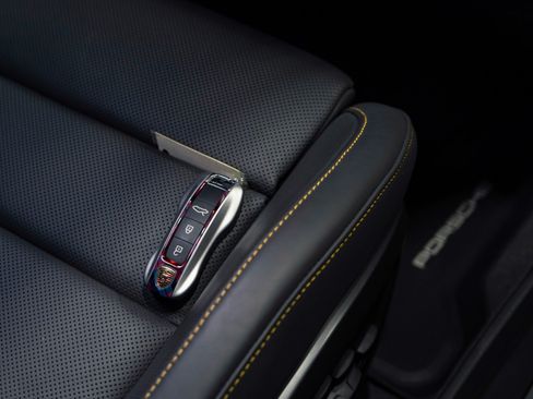 Used 2023 Porsche 911 Turbo S AWD/4WD image 34