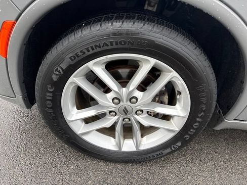 Used 2023 Dodge Durango GT RWD image 9