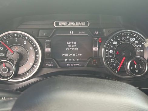 Used 2019 RAM 1500 Laramie RWD image 22