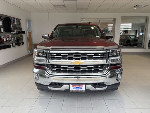 Used 2017 Chevrolet Silverado 1500 LTZ w/ High Desert Package image 7