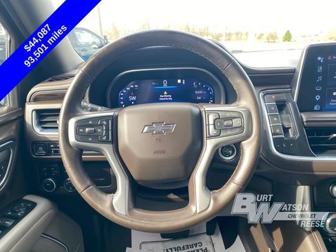 Used 2023 Chevrolet Suburban Z71 w/ Luxury Package AWD/4WD image 20
