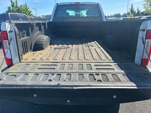 Used 2017 Ford F250 XL w/ Power Equipment Group AWD/4WD image 28