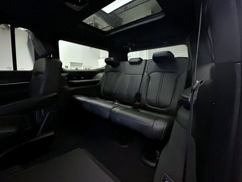 New 2026 Jeep Grand Wagoneer Summit AWD/4WD image 12