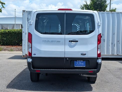 Used 2025 Ford Transit 250 Low Roof w/ Exterior Upgrade Package RWD image 5