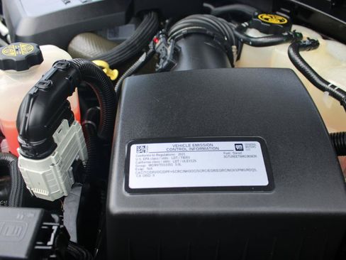 Used 2021 GMC Sierra 1500 AT4 AWD/4WD image 18