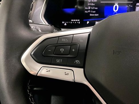 Used 2024 Volkswagen Tiguan S image 18