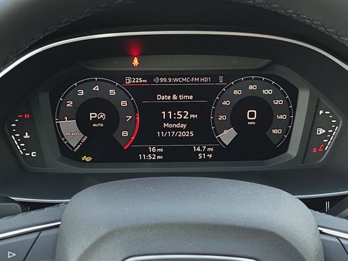 New 2025 Audi Q3 2.0T Premium image 19