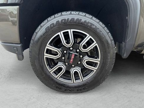Certified 2022 GMC Sierra 2500 AT4 image 23