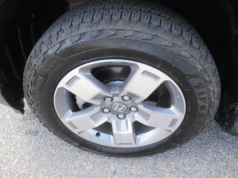 Used 2025 Honda Ridgeline RTL image 9