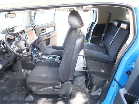 Used 2007 Toyota FJ Cruiser 4WD image 19