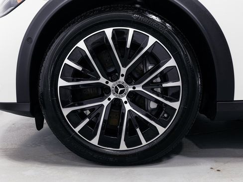 Certified 2025 Mercedes-Benz E 450 4MATIC All-Terrain Wagon w/ Multicontour Seating Package image 39