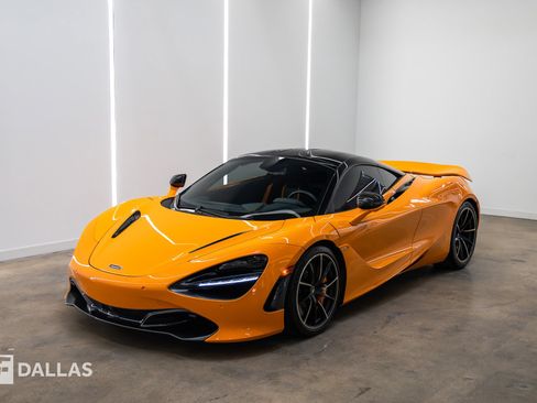 Used 2019 McLaren 720S Performance RWD image 1