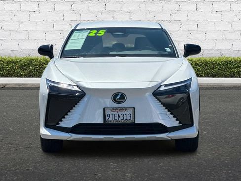 Used 2025 Lexus RZ 300e w/ Accessory Package (2T) FWD image 9
