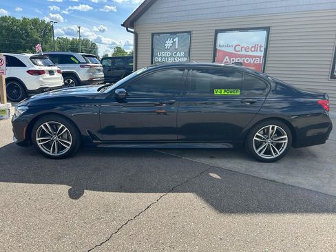 Used 2018 BMW ALPINA B7 xDrive AWD/4WD image 8