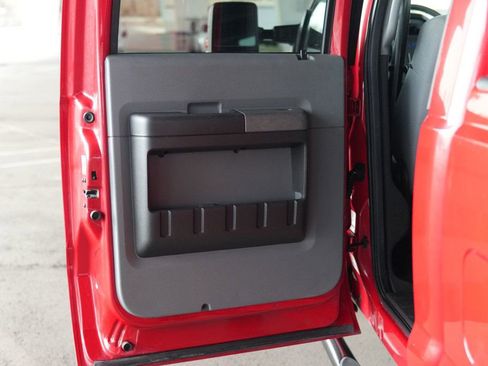 Used 2011 Ford F250 XLT w/ XLT Interior Pkg image 14