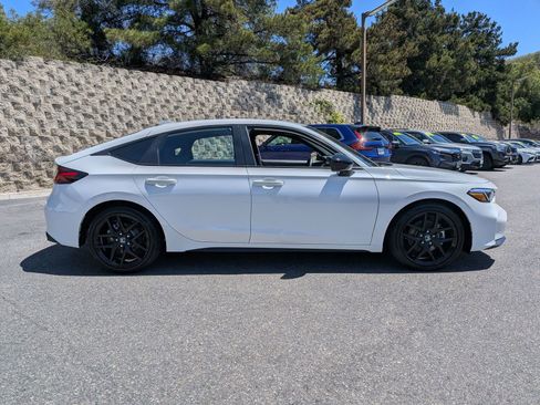 Used 2026 Honda Civic Sport image 4