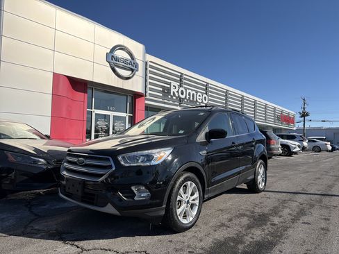 Used 2018 Ford Escape SEL w/ Ford Safe & Smart Package image 1