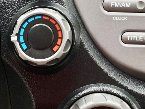 Used 2013 Honda Fit image 17