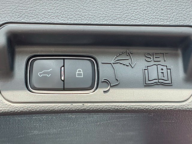 Used 2020 Ford Explorer ST AWD/4WD image 24