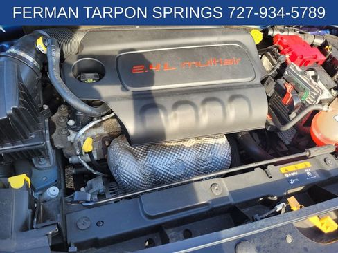 Used 2020 Jeep Renegade Latitude w/ Cold Weather Group image 22