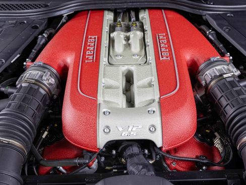 Certified 2021 Ferrari 812 GTS RWD image 60