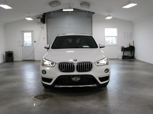 Used 2018 BMW X1 sDrive28i FWD image 3
