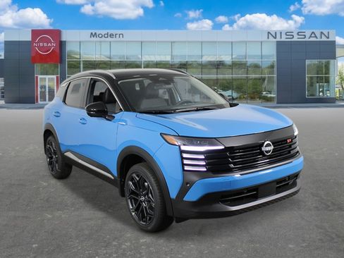 New 2026 Nissan Kicks SR FWD image 7