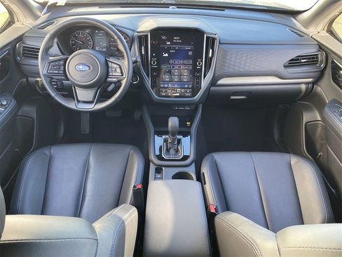 Used 2025 Subaru Forester Limited image 11