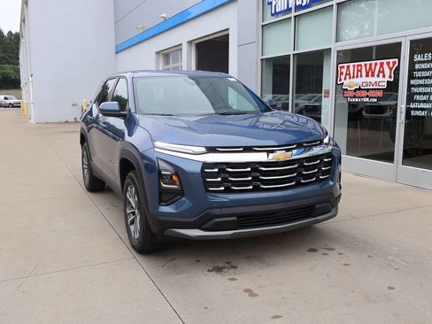 New 2027 Chevrolet Equinox LT w/ Convenience Package II AWD/4WD image 2