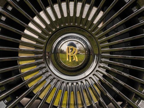 Used 2014 Rolls-Royce Ghost image 94