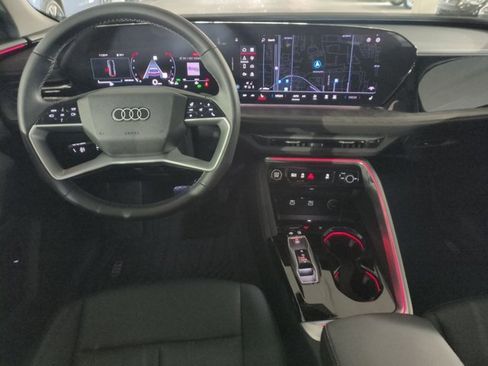 Certified 2025 Audi Q5 Premium Plus w/ Premium Plus image 19