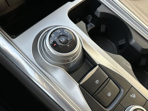 Used 2020 Ford Explorer Platinum w/ Premium Technology Package image 27