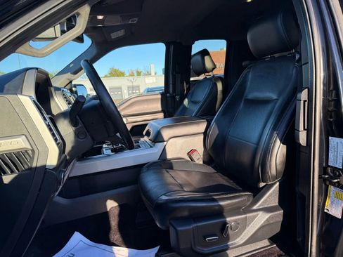 Used 2016 Ford F150 Lariat w/ Equipment Group 502A Luxury image 12