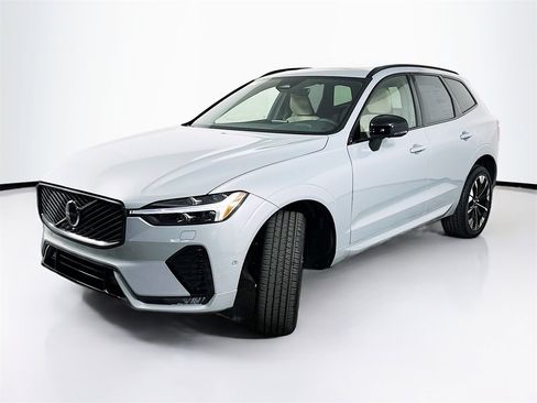 Used 2026 Volvo XC60 B5 Plus w/ Protection Package Premier image 2