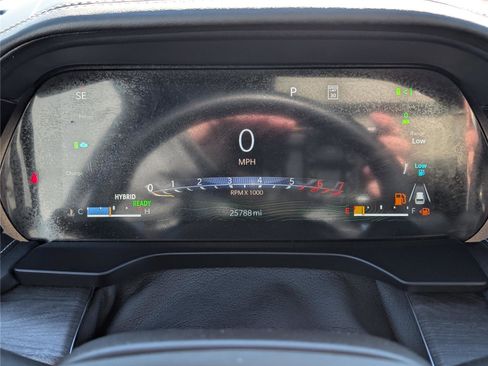 Used 2023 Jeep Grand Cherokee Overland w/ Advanced Protech Group III image 34