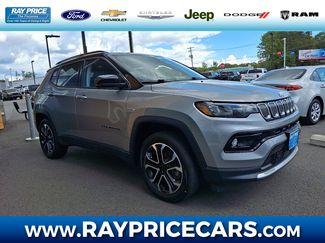 Used 2022 Jeep Compass Limited image 1