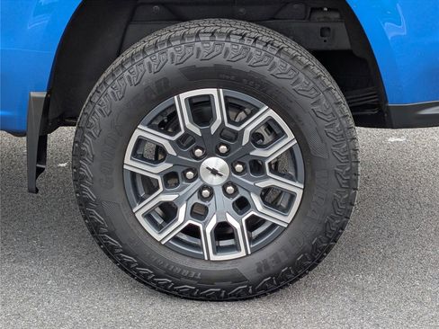 Used 2023 Chevrolet Colorado Z71 w/ Z71 Convenience Package 2 image 10