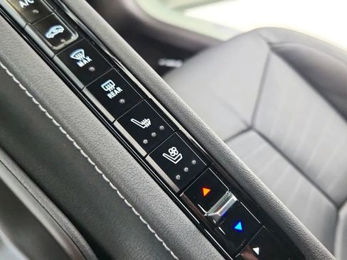 Used 2024 Chevrolet Corvette Stingray Preferred Cpe w/ 2LT image 46