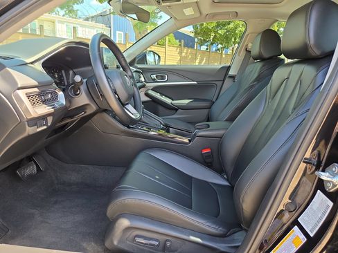 Certified 2025 Acura Integra FWD image 9