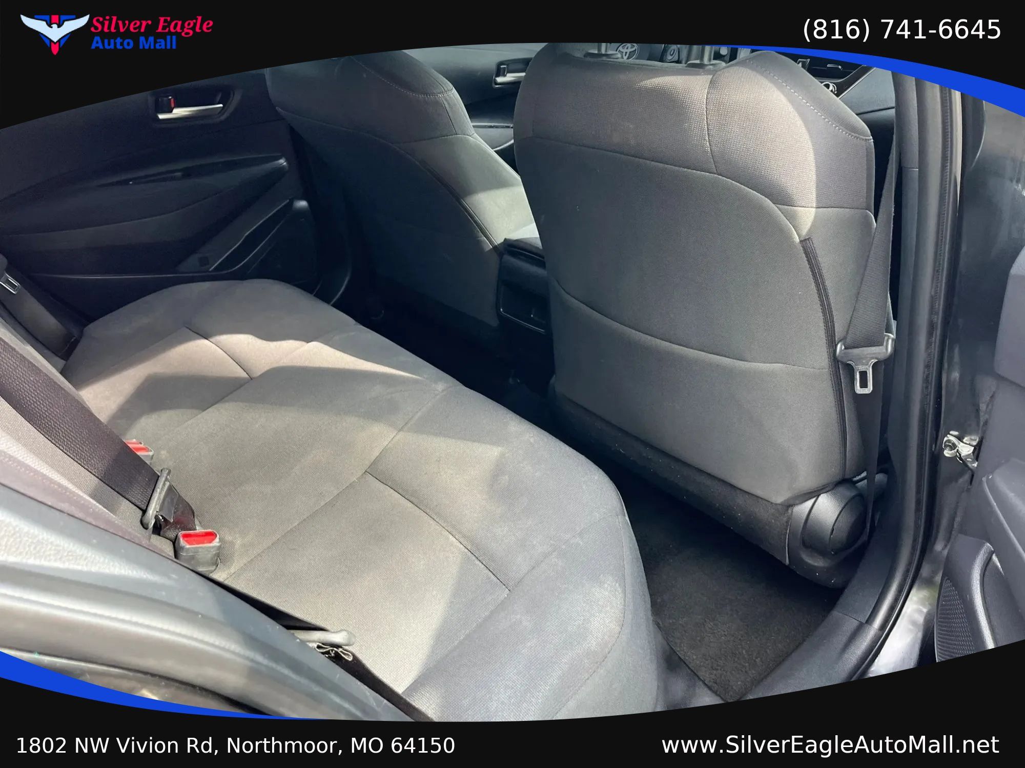 Used 2020 Toyota Corolla LE FWD image 9
