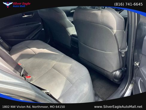 Used 2020 Toyota Corolla LE FWD image 9