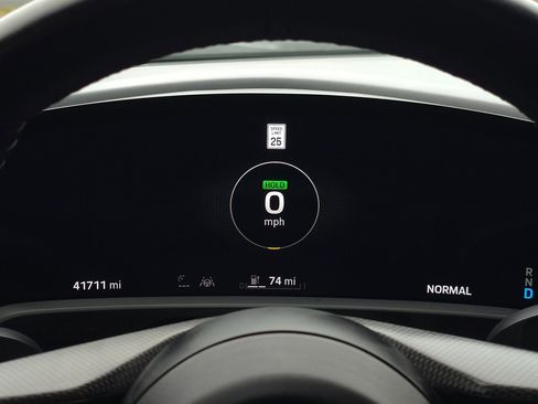 Used 2020 Porsche Taycan Turbo image 35